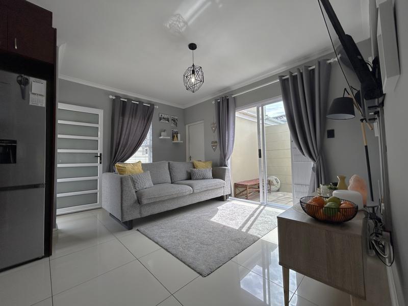 2 Bedroom Property for Sale in Costa Da Gama Western Cape